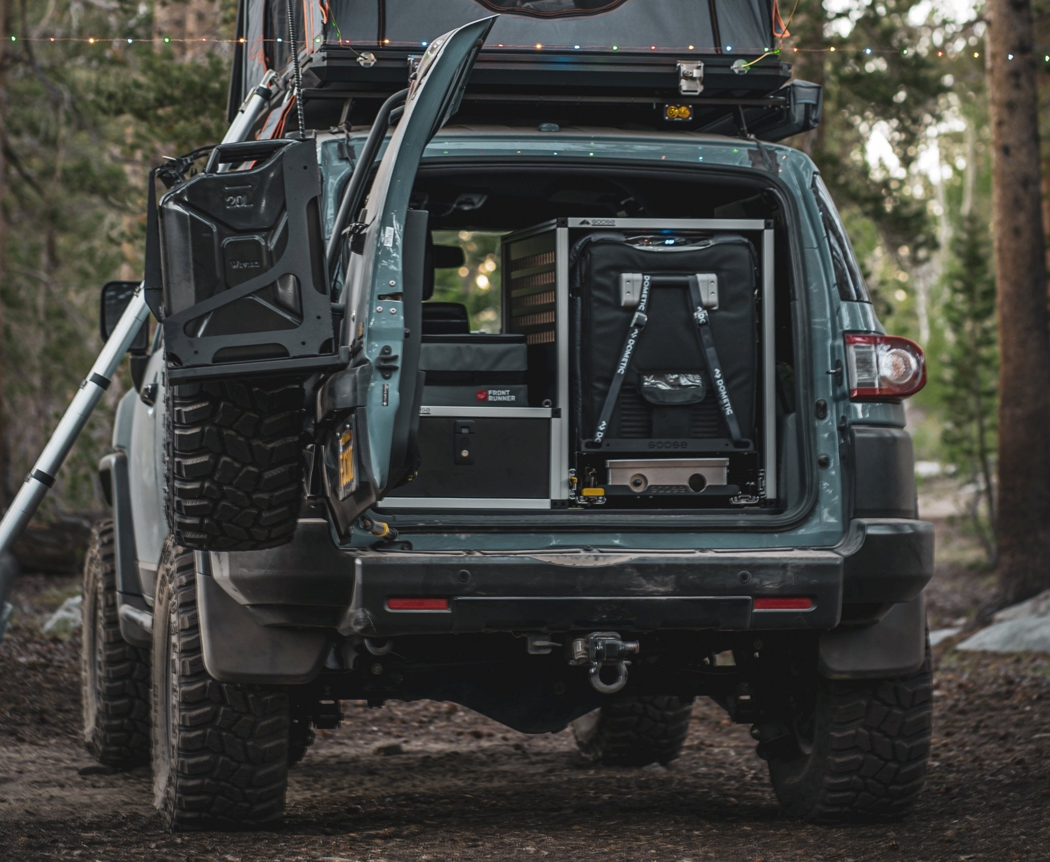 Toyota FJ Cruiser 06-14 Seat-Deletes, Storage & CampKitchens