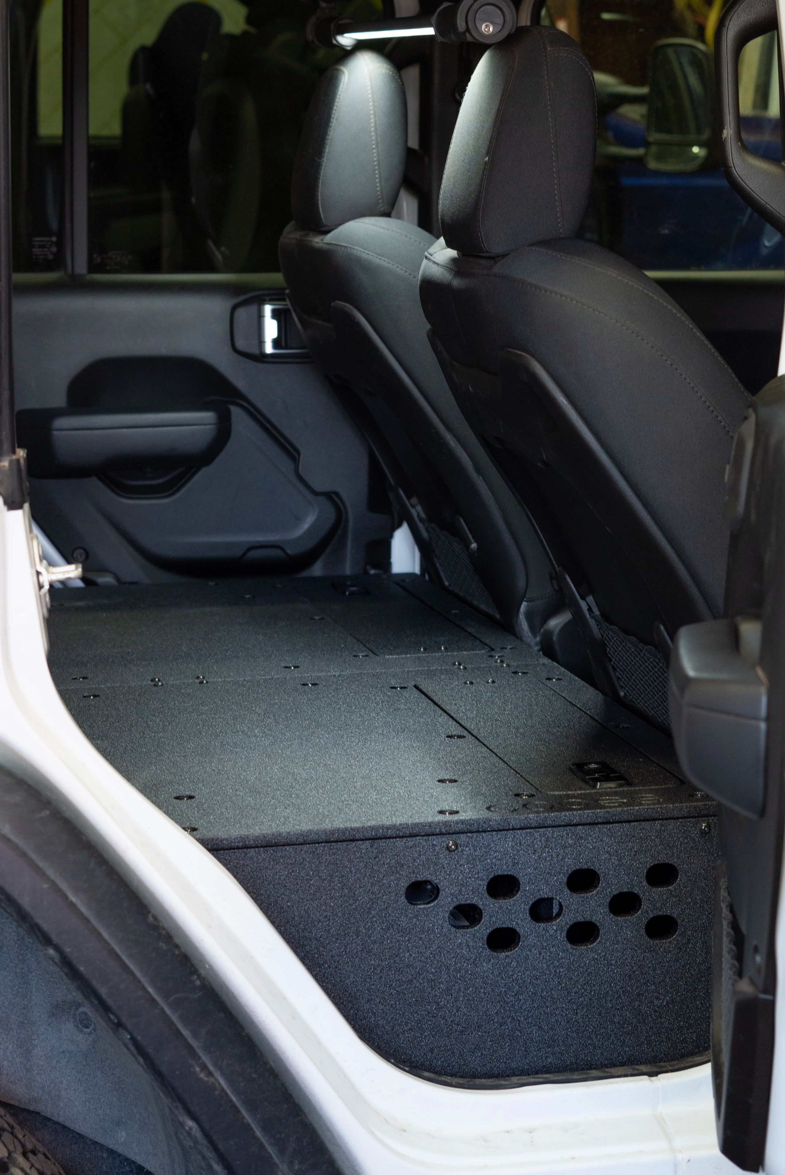 Jeep - Wrangler - 2021-Present - JLU 4xe - Explore Series - 100% Seat Delete - 3" Module Based
