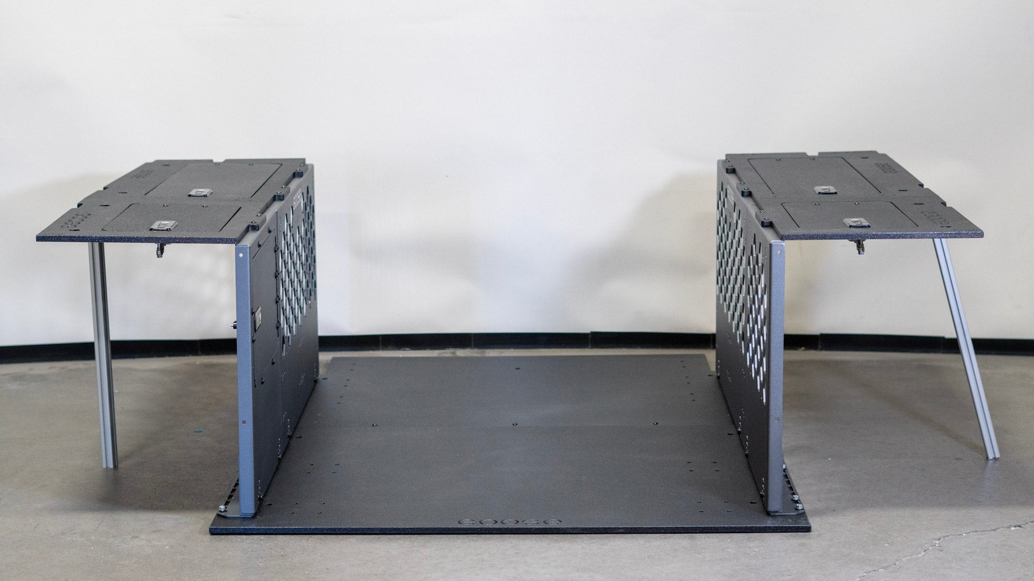 Goose Gear Alu-Cab Canopy Camper - Bed Plate System - V4