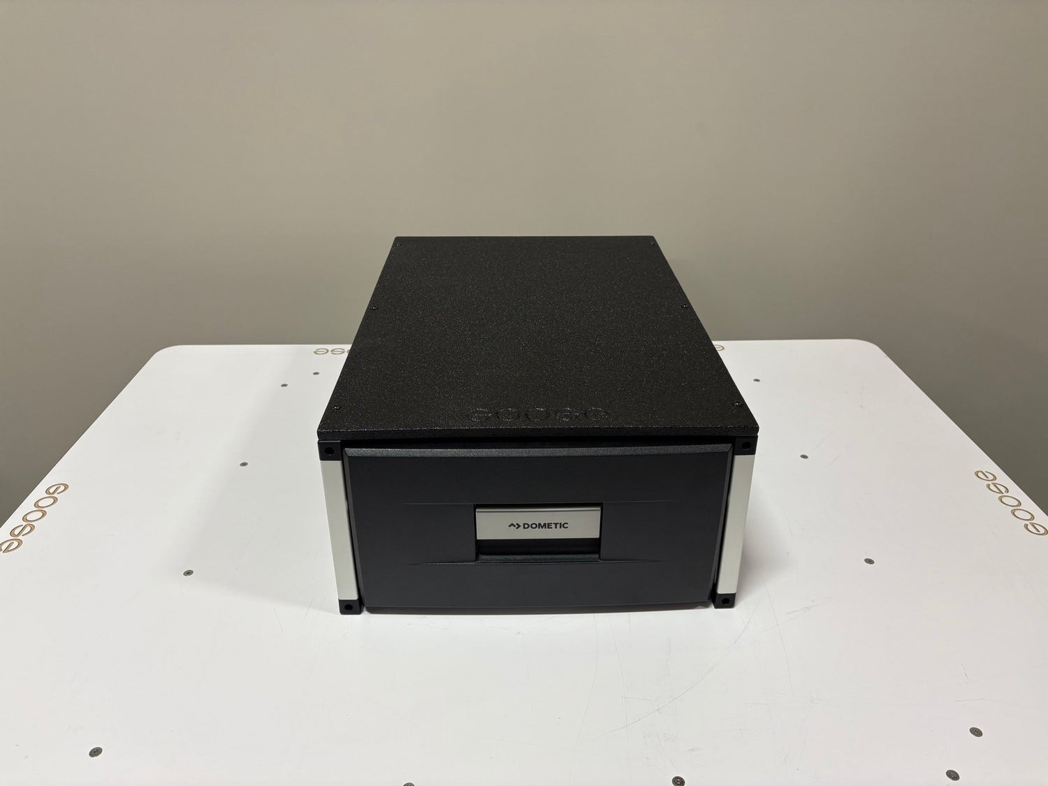 Goose Gear Dometic Fridge Drawer Module - Explore Series - Rectangular Top Plate - 19 - 1/4"W x 10"H x 34"D