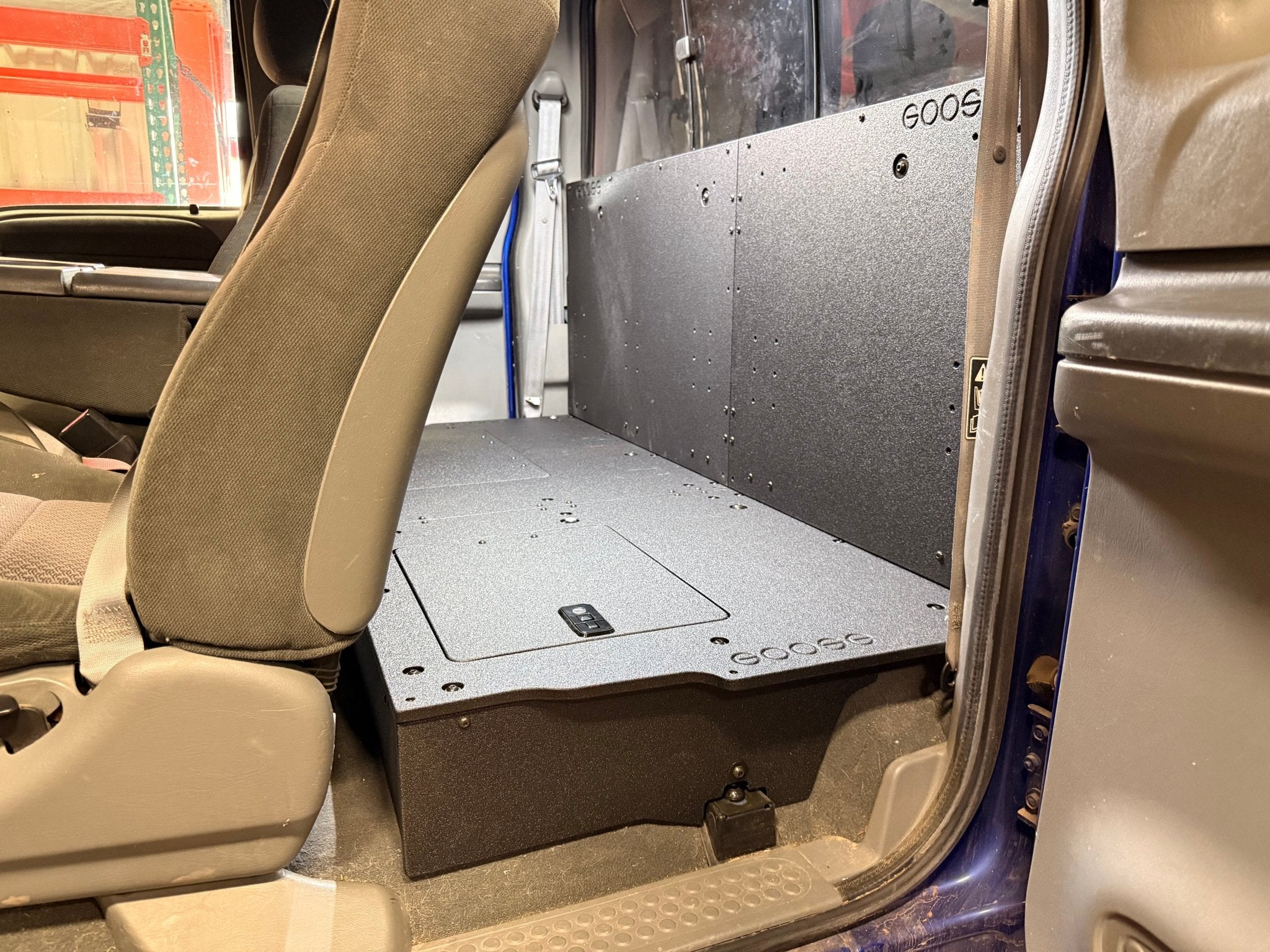 Goose Gear Ford - F250 - 350 - 1999 - 2007 - 1st Gen - Super Cab - Explore Series - Second Row Seat Delete - 100%