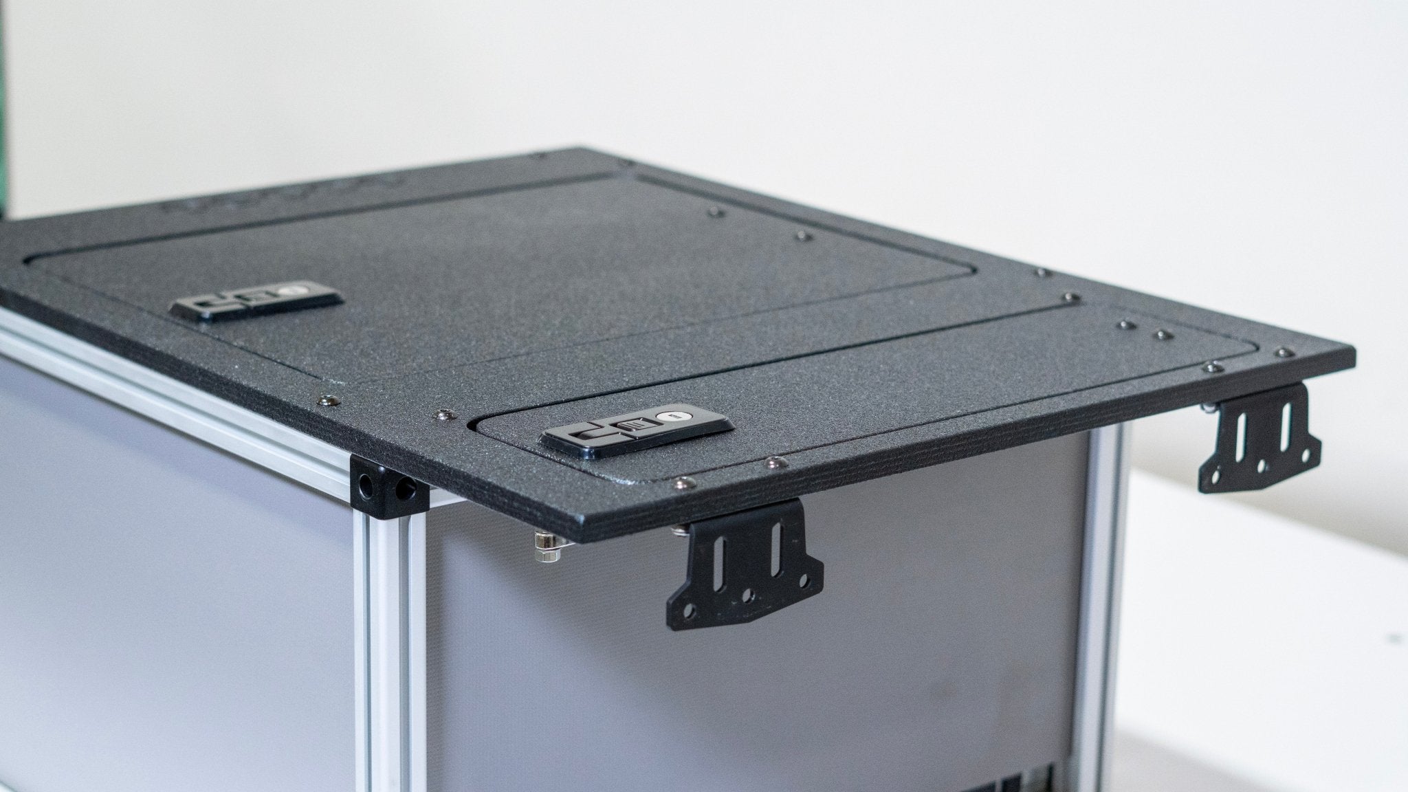 Goose Gear Goose Gear Camper System - Midsize Truck 5 Ft. Bed - Driver Side (LH) Front Utility Module