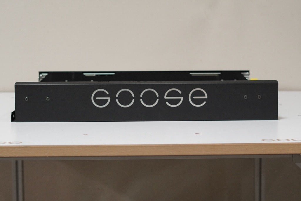 Goose Gear Solo Fridge Slide - Standard