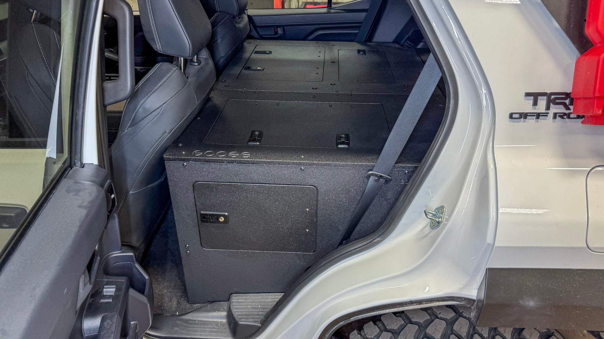 Goose Gear Toyota - 4 Runner - 2025 - Present - 6th Gen - Non Hybrid - Explore Series - Standard - Stealth Sleep Package