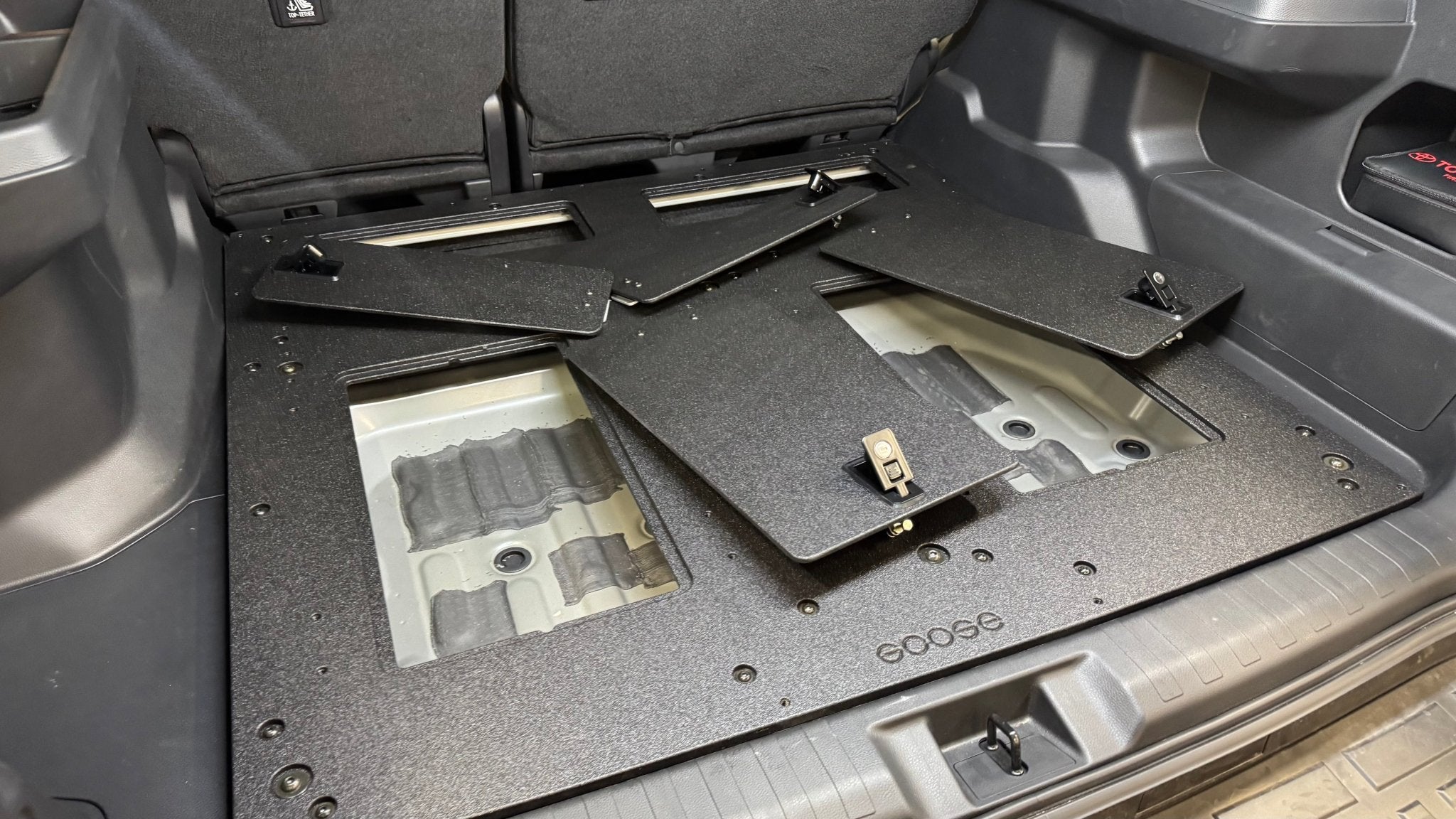 Goose Gear Toyota - 4Runner - 2025 - Present - 6th Gen - Non Hybrid - Explore Series - Rear Plate System