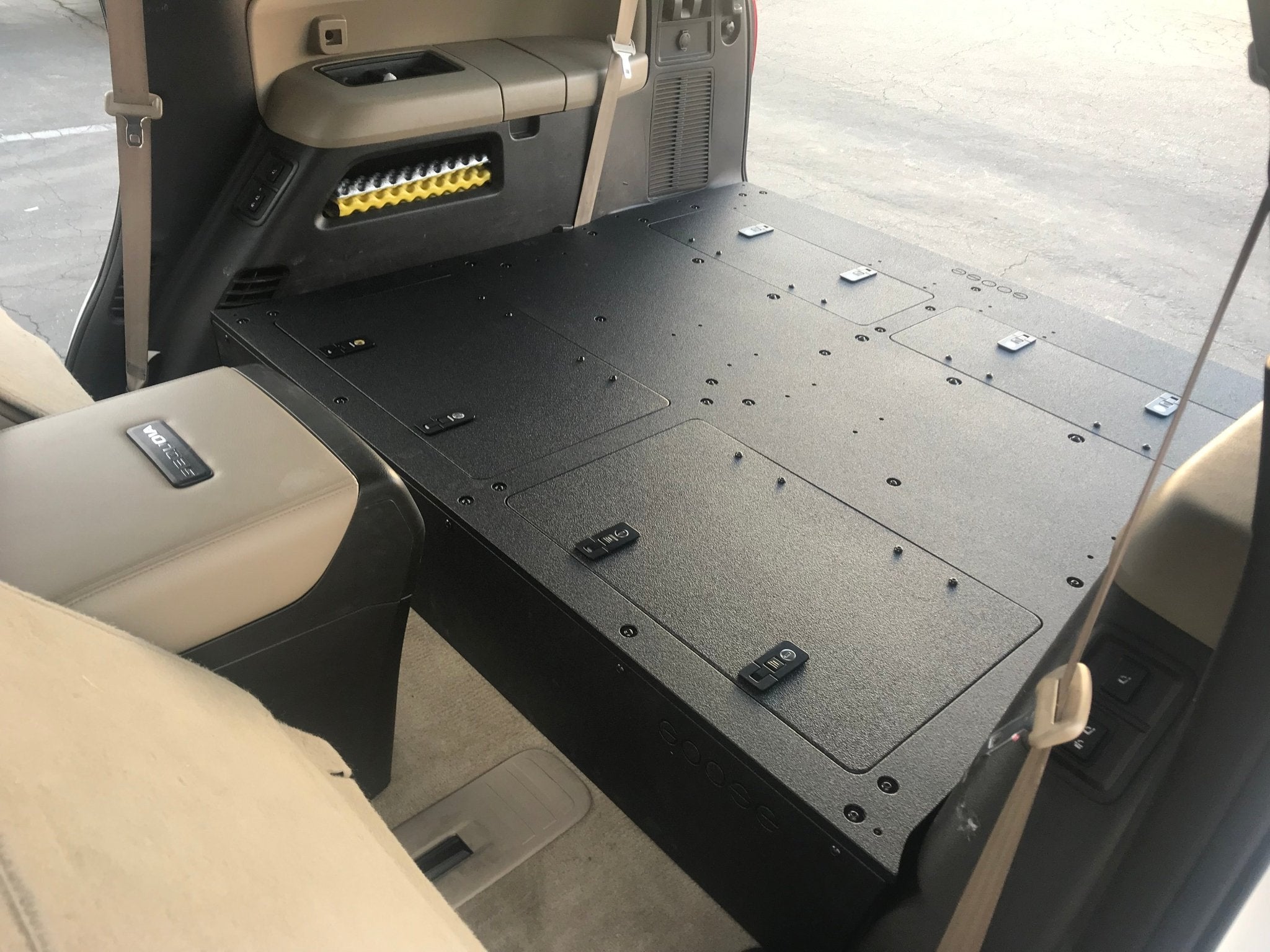 Goose Gear Toyota Sequoia 2008-2022 2nd Gen. - Rear Plate System