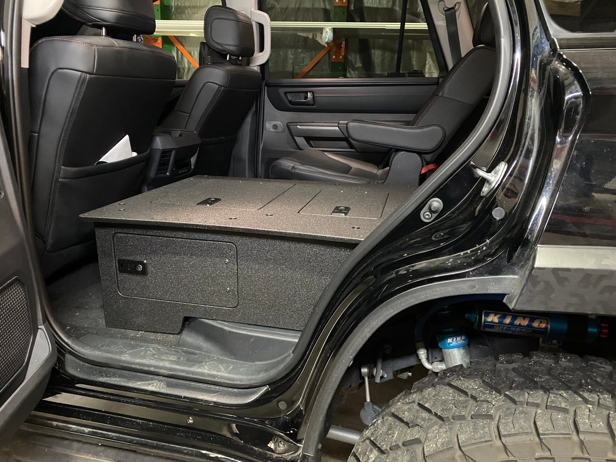 Goose Gear Toyota - Sequoia - 2023-Present - 3rd Gen - Explore Series - Seat Delete Plate System - Second Row with Captain&