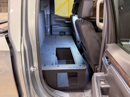 Goose Gear CHEVROLET - SILVERADO - 2019 - PRESENT - 4TH GEN - DOUBLE CAB - EXPLORE SERIES - SECOND ROW DELETE PLATE SYSTEM - 100%