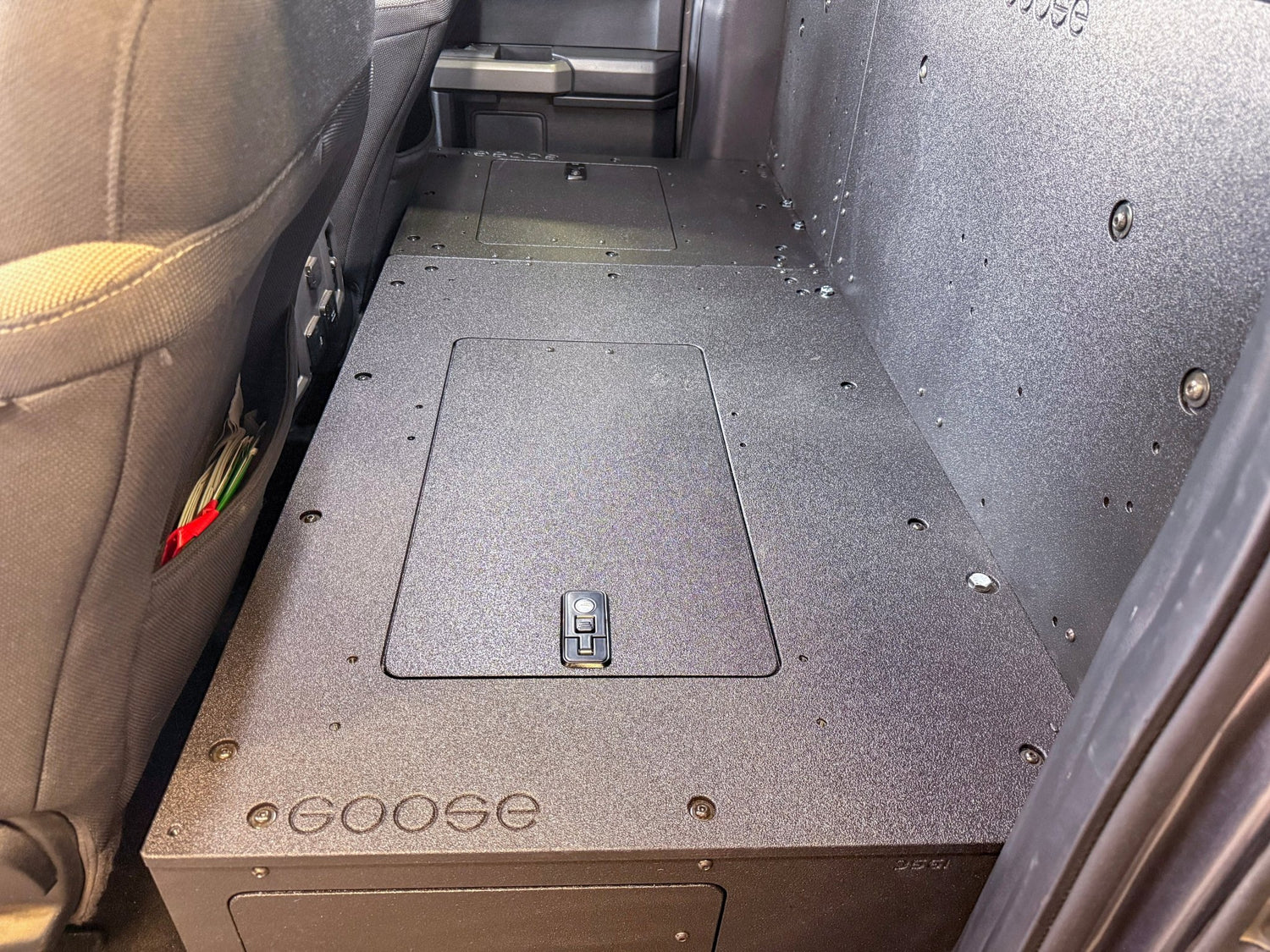 Goose Gear Ford - F - 150 - 2015 - Present - 13th &amp; 14th Gen - Explore Series - SuperCab - Second Row - HIGH Seat Delete Plate System - Without Subwoofer