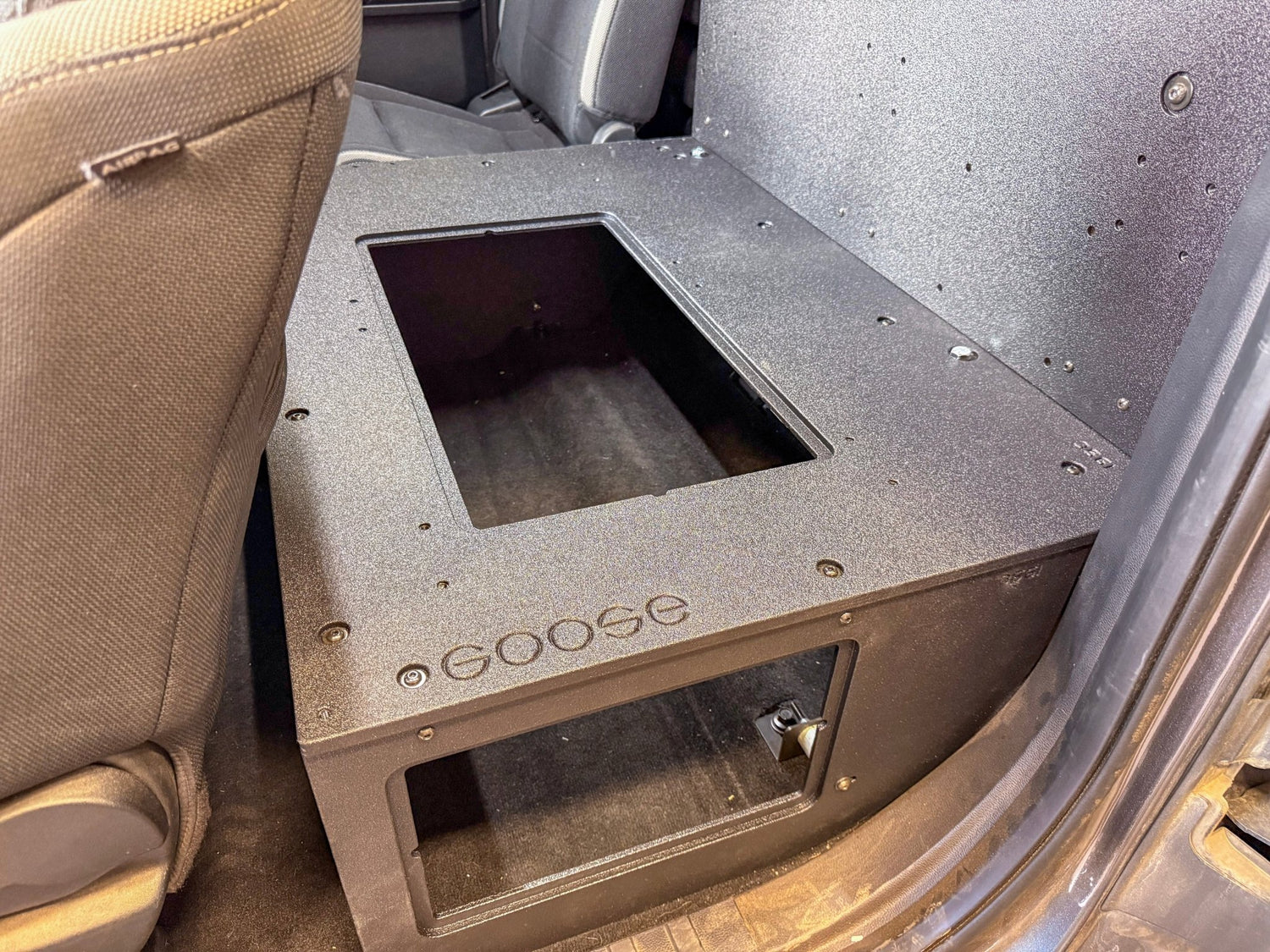 Goose Gear Ford - F - 150 - 2015 - Present - 13th &amp; 14th Gen - Explore Series - SuperCab - Second Row - HIGH Seat Delete Plate System - Without Subwoofer