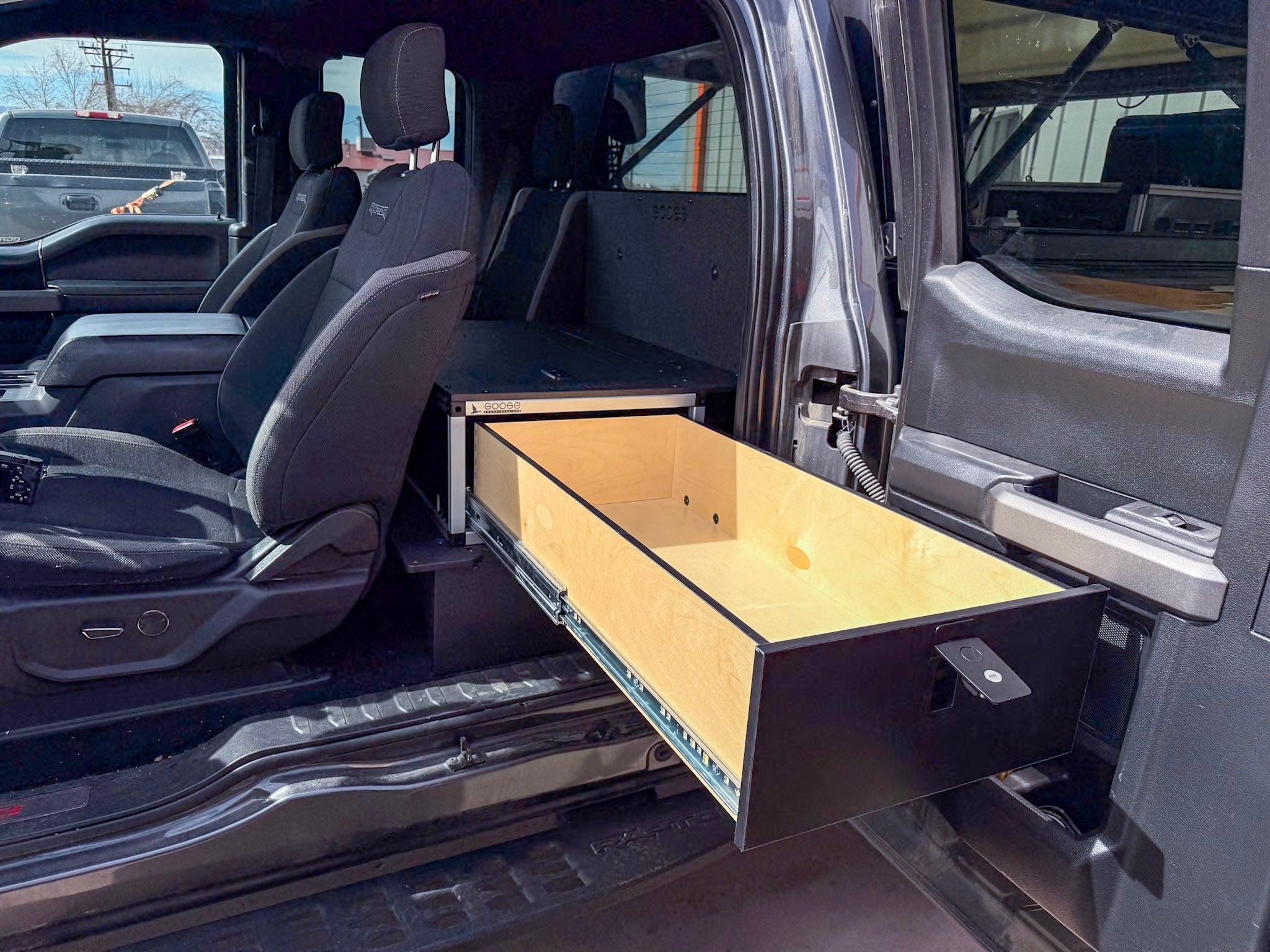 Goose Gear Ford - F150 - 2015 - Present - 13th - 14th Gen - Super Cab - without the center mounted B&amp;O Subwoofer - Explore Series - Single Drawer Module - With Fitted Top Plate