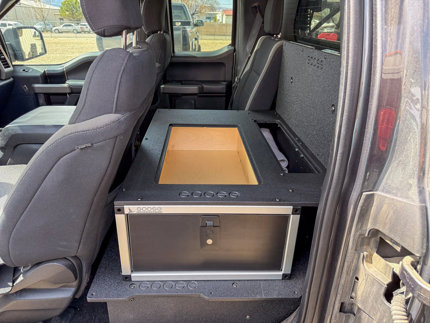 Goose Gear Ford - F150 - 2015 - Present - 13th - 14th Gen - Super Cab - without the center mounted B&amp;O Subwoofer - Explore Series - Single Drawer Module - With Fitted Top Plate