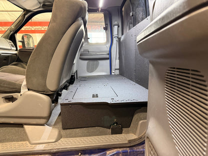 Goose Gear Ford - F250 - 350 - 1999 - 2007 - 1st Gen - Super Cab - Explore Series - Second Row Seat Delete - 100%