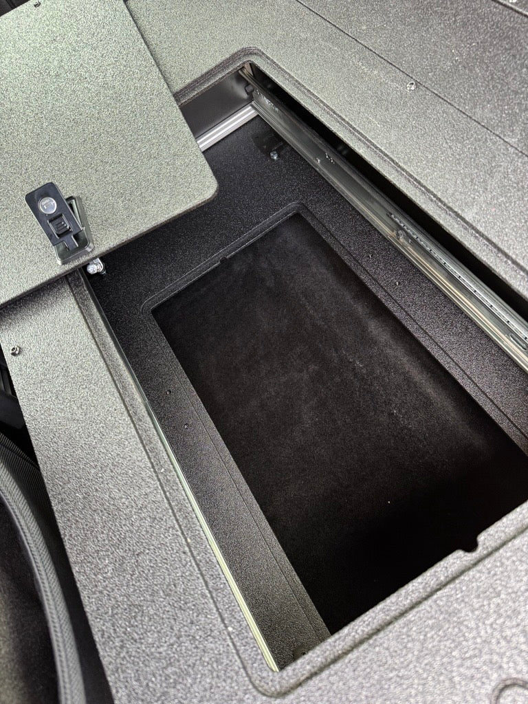 Goose Gear Ford - F250 - F550 - 2017 - Present - 4th - 5th Gen - Super Cab - without the center mounted B&amp;O Subwoofer - Explore Series - Single Drawer Module - With Fitted Top Plate