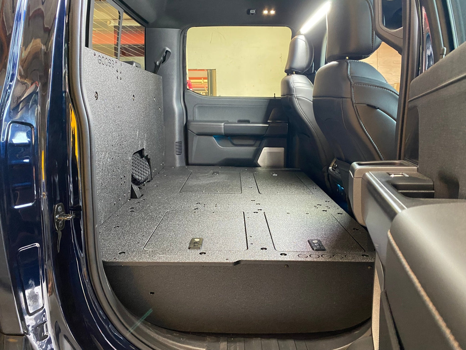 Goose Gear Ford Super Duty F250 - F550 2017 - Present 4th &amp; 5th Gen. Crew Cab - Second Row Seat Delete Plate System
