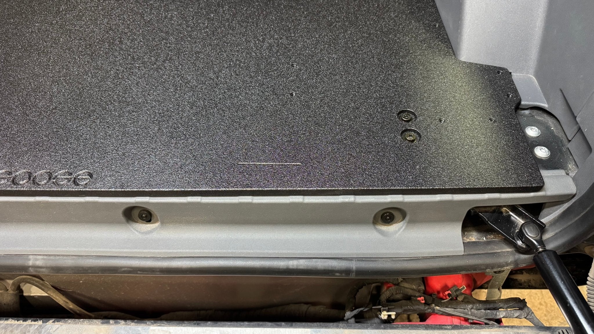 Goose Gear Ineos - Grenadier - 2024 - Present - 1st Gen - Venture Series - RCI Rear Plate System