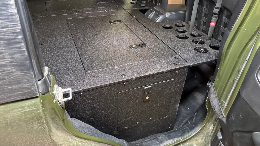 Goose Gear Jeep Wrangler 2018 - Present JLU 4 Door - Second Row Seat Delete Plate System - 8" or 10" Module Based
