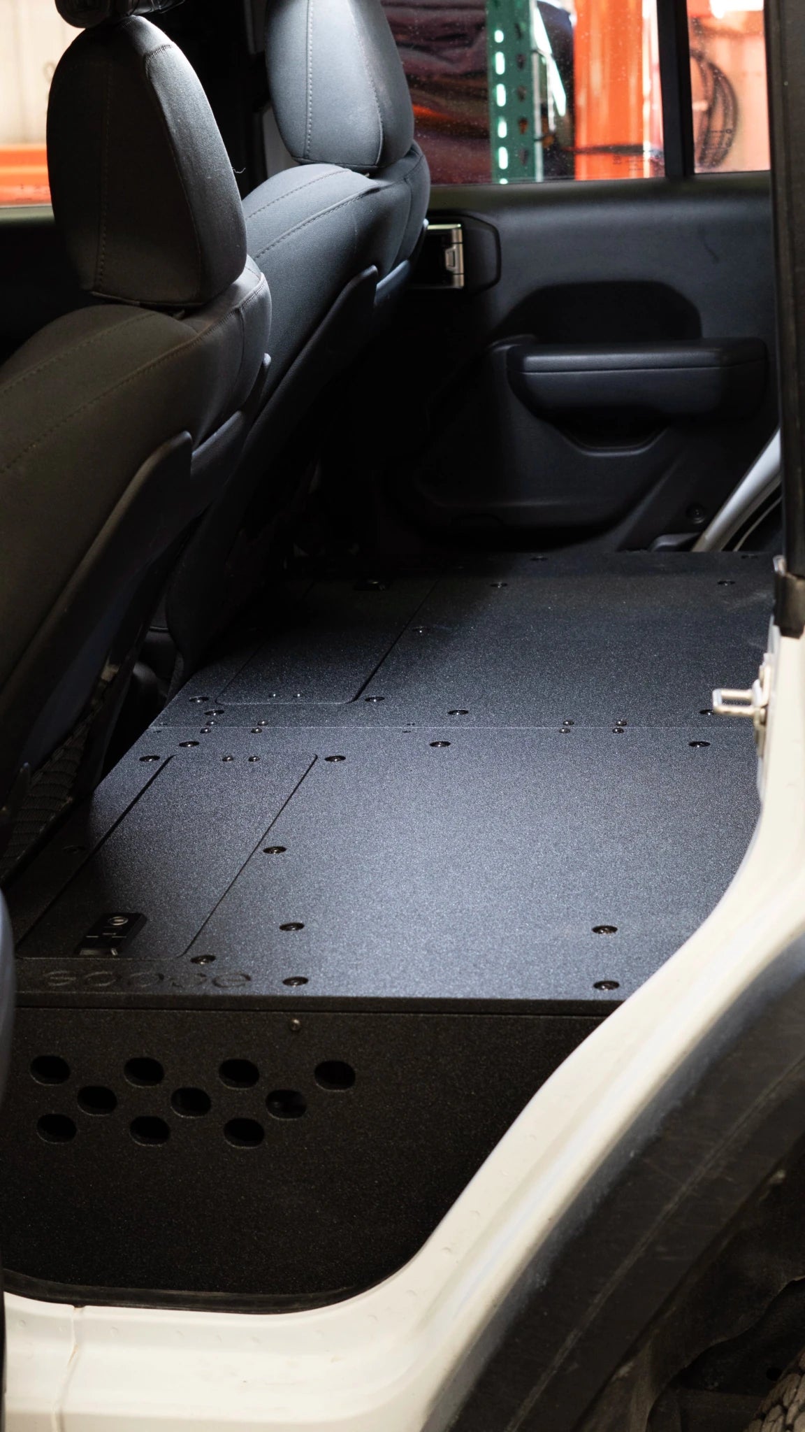 Goose Gear Jeep - Wrangler - 2021-Present - JLU 4xe - Explore Series - 100% Seat Delete - 3" Module Based