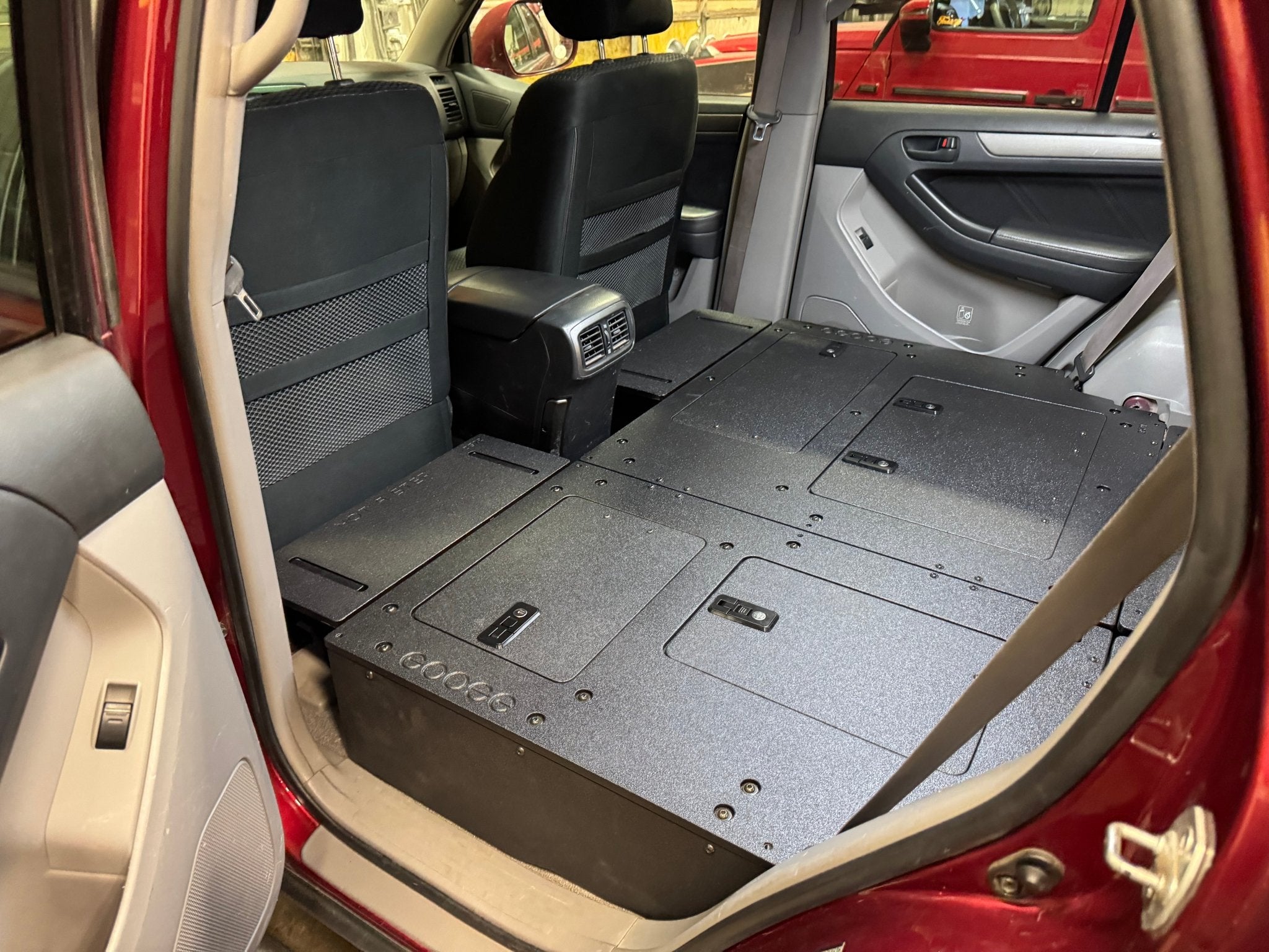 Goose Gear Toyota - 4Runner - 2003-2009 - 4th Gen - Non 3rd Row - Explore Series - Seat Delete Plate System - Second Row - Plate Based