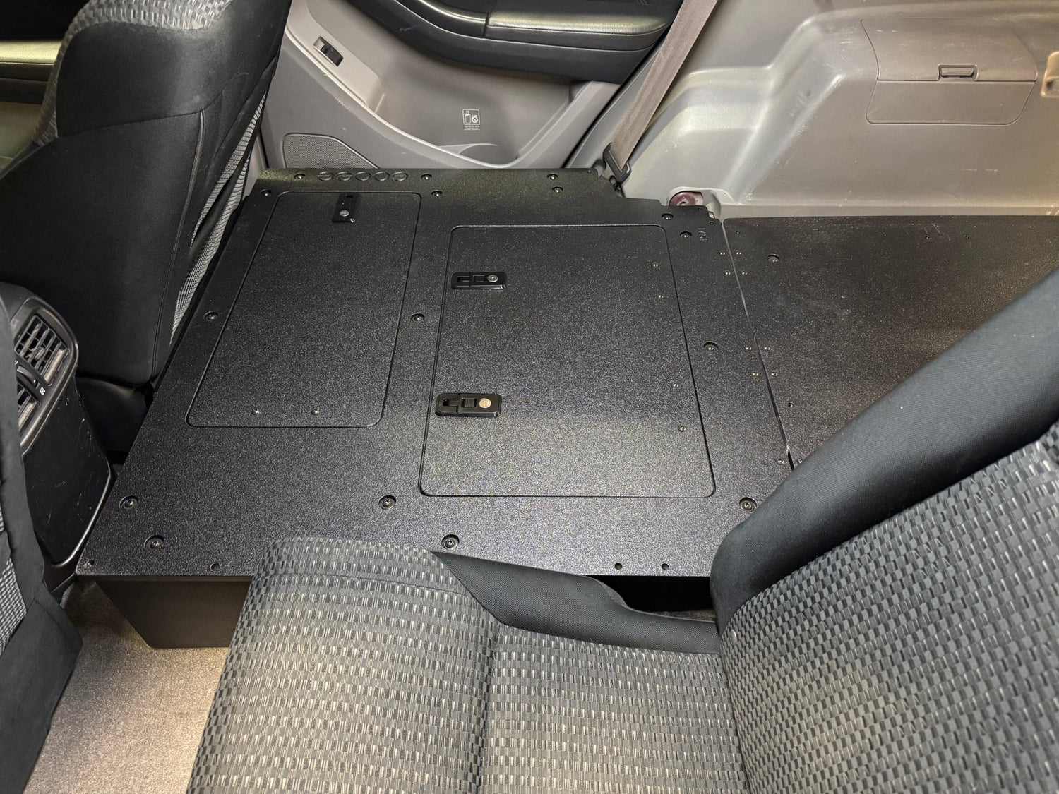 Goose Gear Toyota - 4Runner - 2003-2009 - 4th Gen - Non 3rd Row - Explore Series - Seat Delete Plate System - Second Row - Plate Based