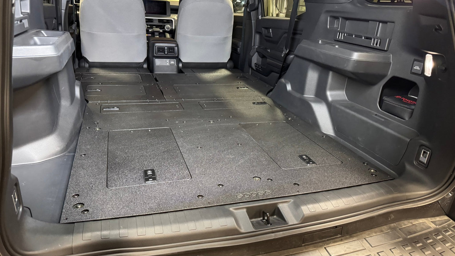 Goose Gear Toyota - 4Runner - 2025 - Present - 6th Gen - Explore Series - Seat Delete Plate System - Plate Based - Non - Hybrid - Non - Third Row Vehicles