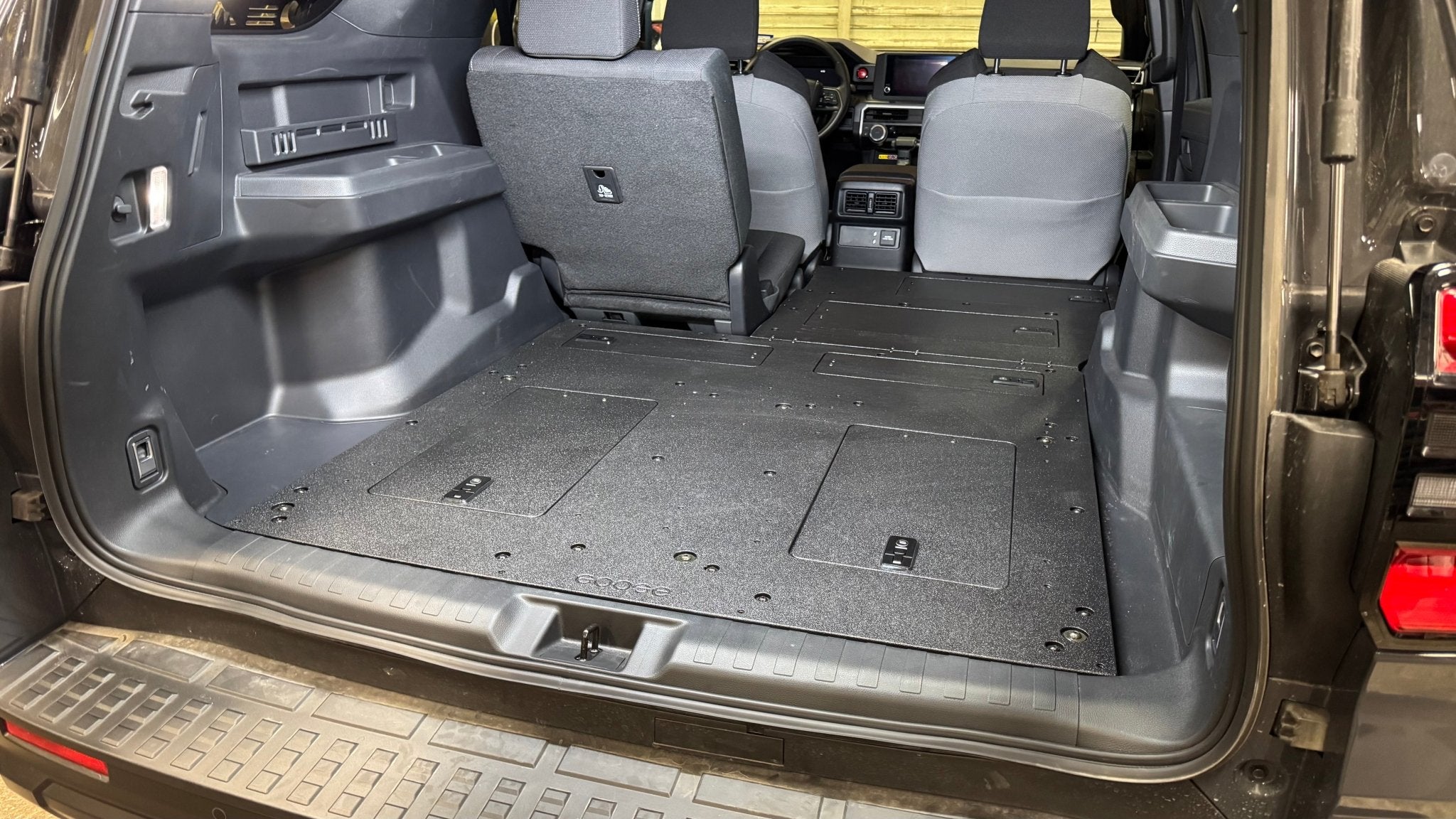 Goose Gear Toyota - 4Runner - 2025 - Present - 6th Gen - Explore Series - Seat Delete Plate System - Plate Based - Non - Hybrid - Non - Third Row Vehicles
