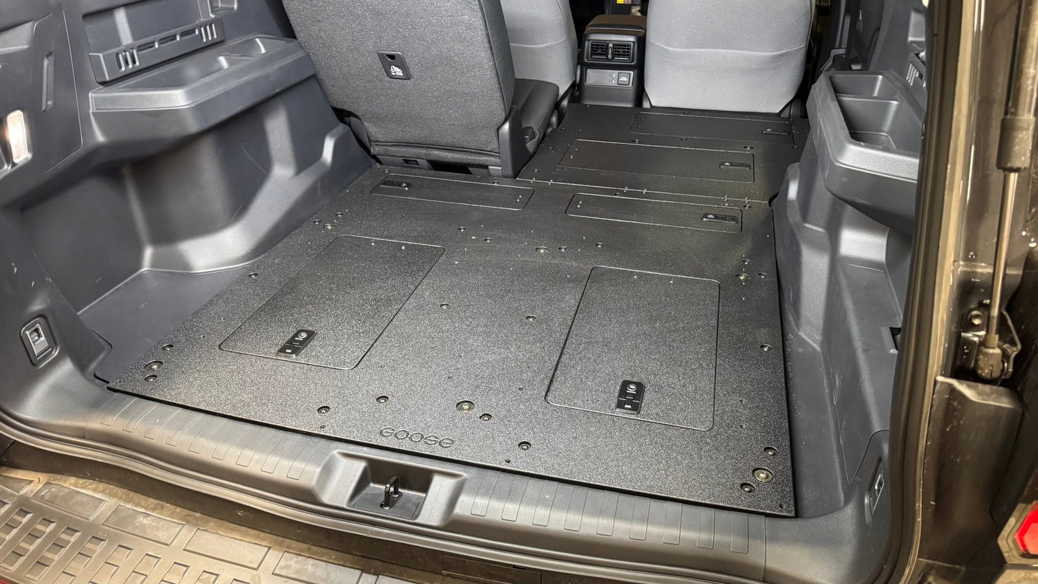 Goose Gear Toyota - 4Runner - 2025 - Present - 6th Gen - Explore Series - Seat Delete Plate System - Plate Based - Non - Hybrid - Non - Third Row Vehicles