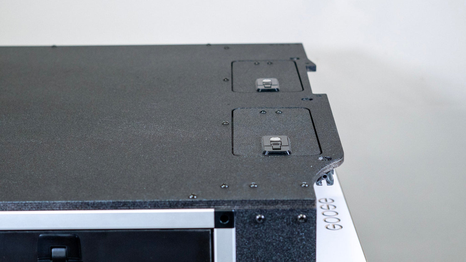 Goose Gear Toyota Land Cruiser 1998 - 2007 100 Series - Side x Side Drawer Module with Fitted Top Plate