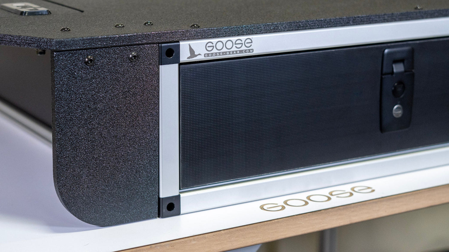 Goose Gear Toyota Land Cruiser 1998 - 2007 100 Series - Side x Side Drawer Module with Fitted Top Plate