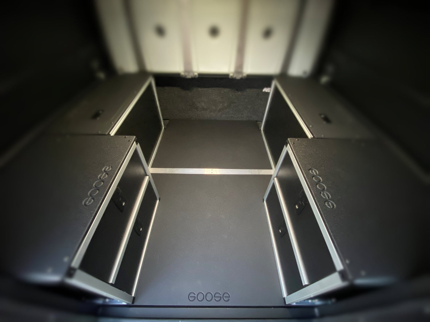 Goose Gear Alu-Cab Canopy Camper V2 - Chevy Colorado/GMC Canyon 2015-Present 2nd Gen. - Bed Plate System - 6&