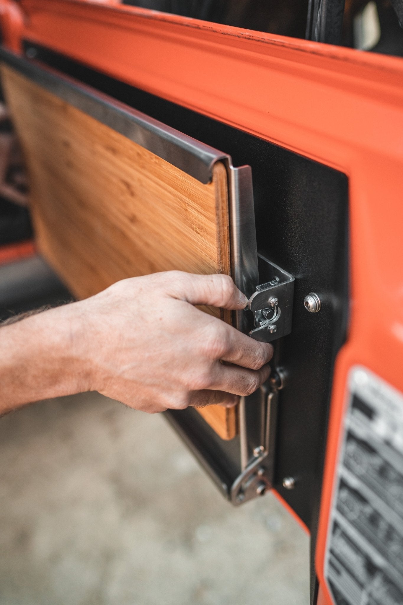 Goose Gear Jeep Wrangler 2018Present JL / JLU Goose Gear Tailgate Table