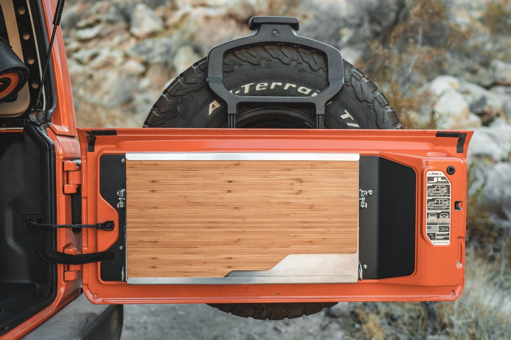 Goose Gear Jeep Wrangler 2018Present JL / JLU Goose Gear Tailgate Table